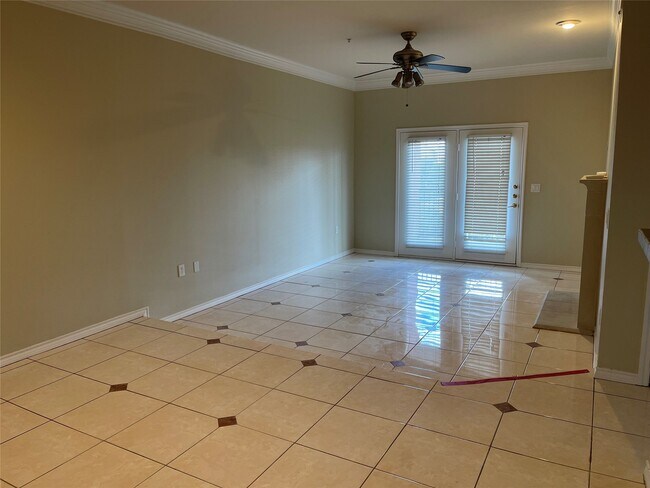 2400 McCue Rd Unit 430