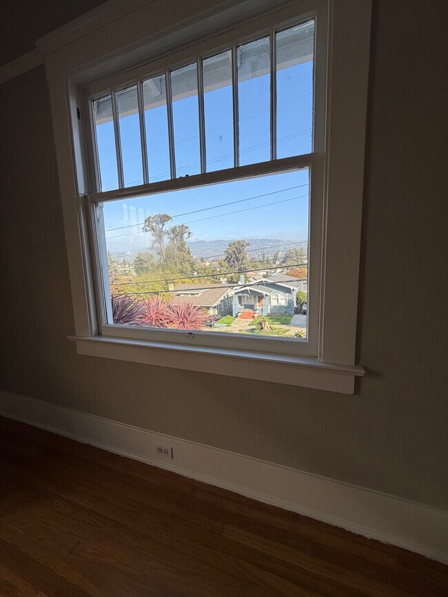 Photo - 4433 Brookdale Ave