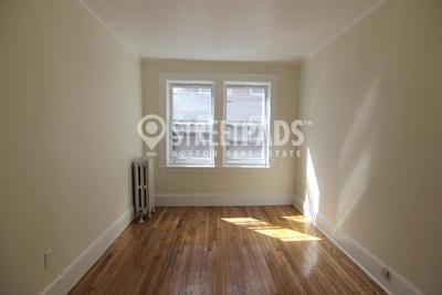 Building Photo - 2 bedroom in Somerville MA 02143 Rental