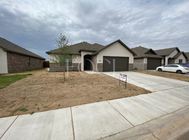 4 bedroom, 2 bath, 2 car garage - 4 bedroom, 2 bath, 2 car garage Casa