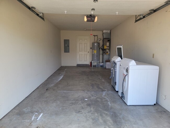 Photo - 6722 Boston Dr Unit 6722