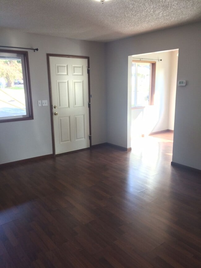 Photo - 615 E 22nd St