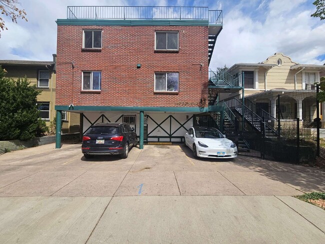 Photo - 1140 N Downing St Unit 401