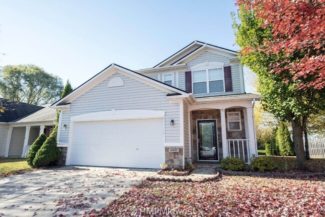 Building Photo - "Charming 3-Bedroom Retreat with 2.5 Baths...