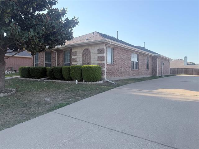 529 Laredo Dr