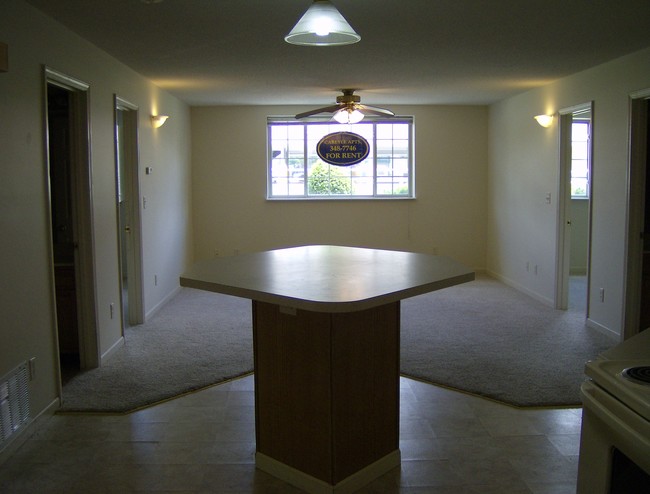 Building Photo - 1520 9th St Unit 2 Rental