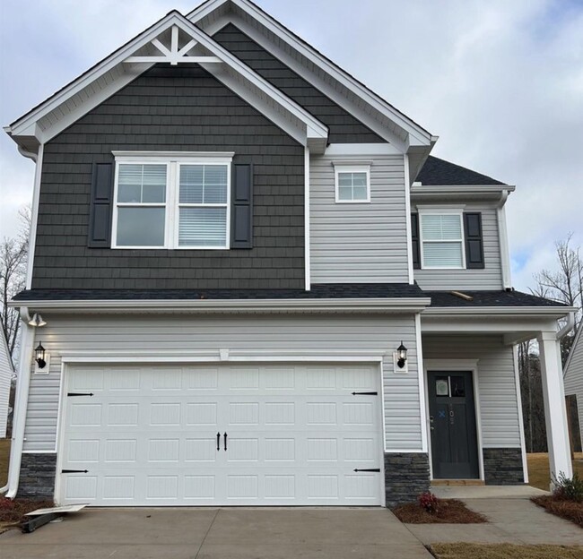 Building Photo - 109 Gervais Cir