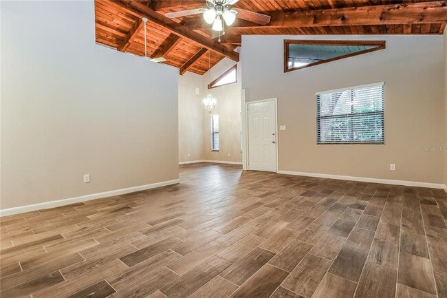 Photo - 2760 Hillsdale Ave Casa