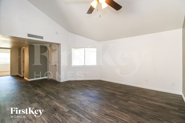 Photo - 9991 E Victoria Ln
