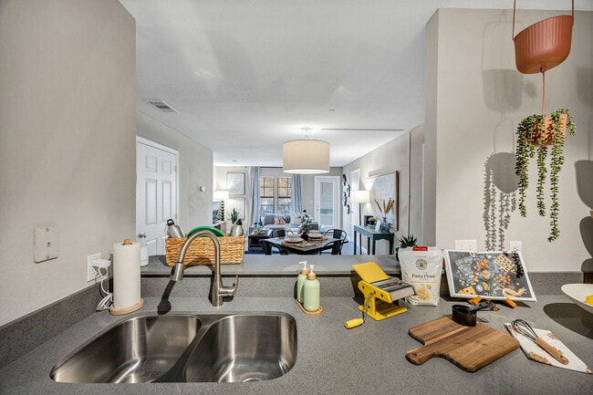 Model | Kitchen & Dining