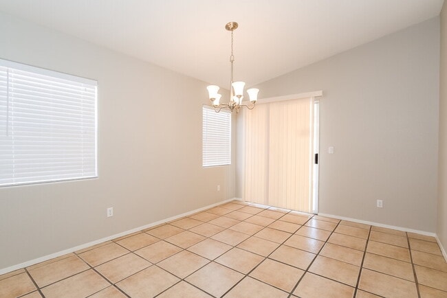 Photo - 5216 Backwoodsman Ave