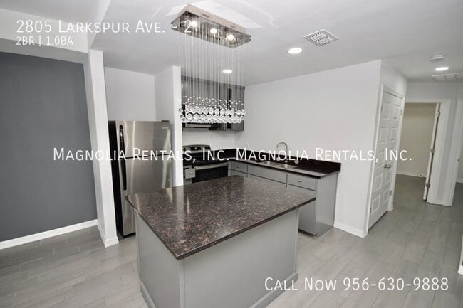 Photo - 2805 Larkspur Ave Unit 2
