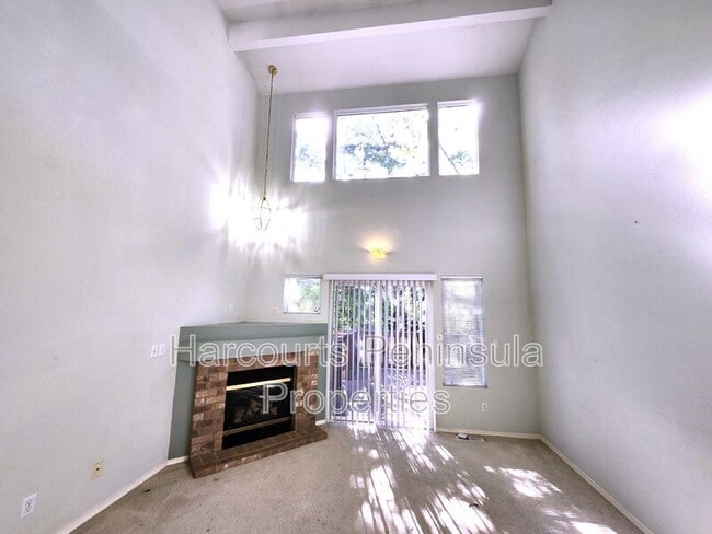 Photo - 1598 Seasons Ln NW