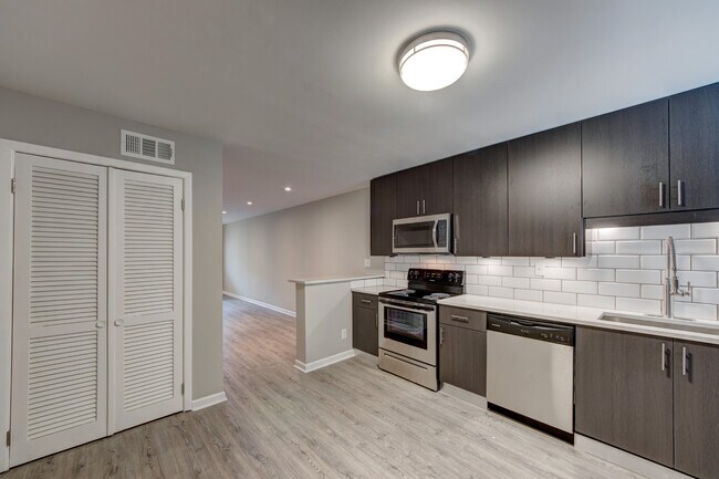 Photo - 78 Sheridan Drive