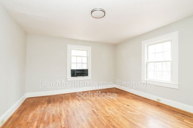 Photo - 1252 Brookwood Dr