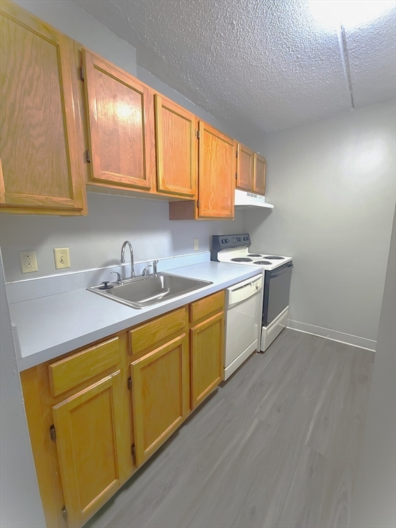 Photo - 65 North Point Dr Apartment Unit 302