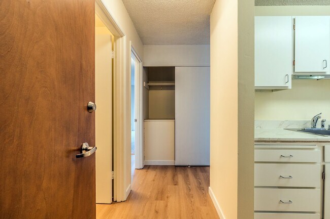 Galleon Apartments