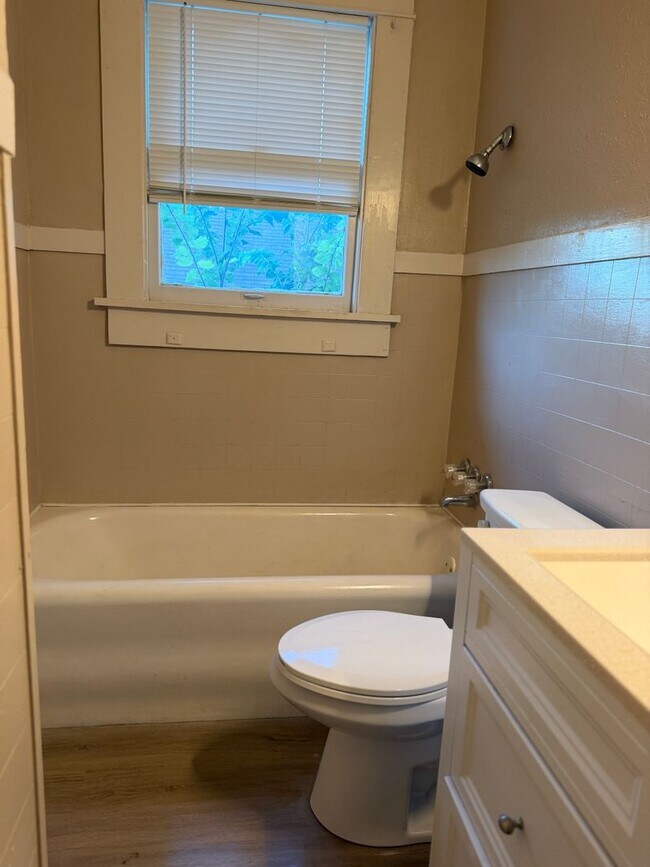 2412 Pinehurst Blvd Unit 2412 Pinehurst Blvd Unit 3