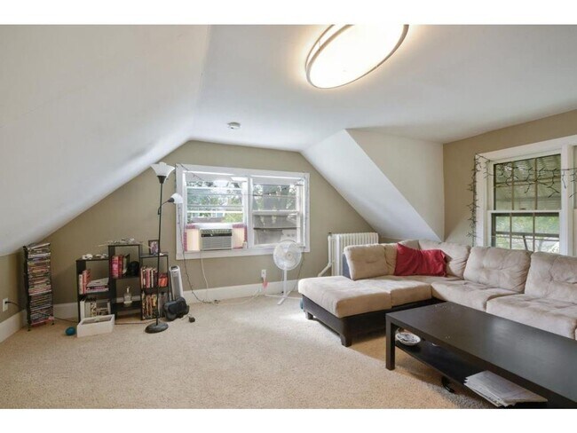 Photo - 1270 W Seminary Ave Unit #2