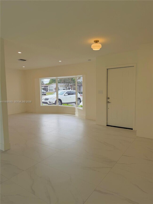 Photo - 19221 SW 92nd Rd