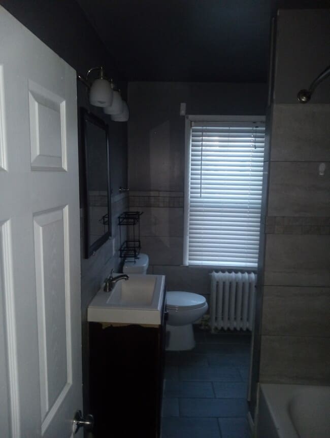 Photo - 5028 Jefferson Ave Unit Second Floor