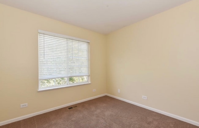 Photo - 609 N Lyle Ave