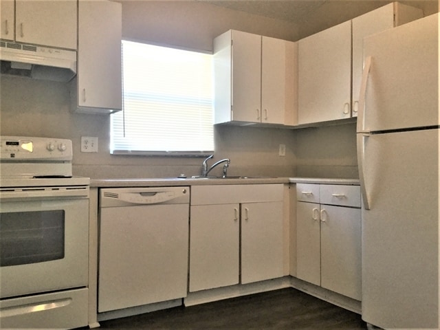 Photo - 735 Deacon Winn Ct