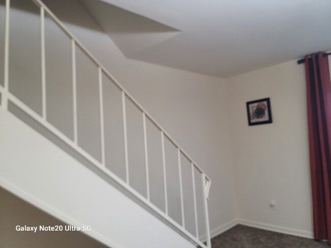 Photo - 3771 Station Way