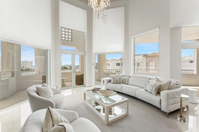 300 SE 5th Ave Unit 8050