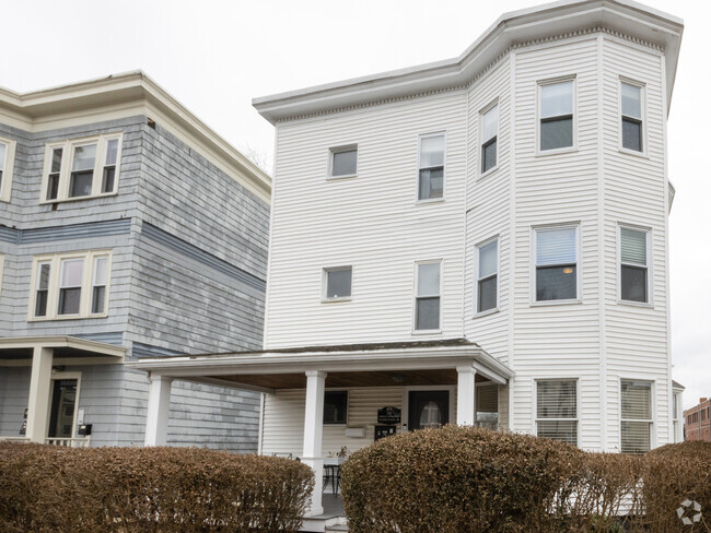 Building Photo - 176 Minot St Unit 1 Rental