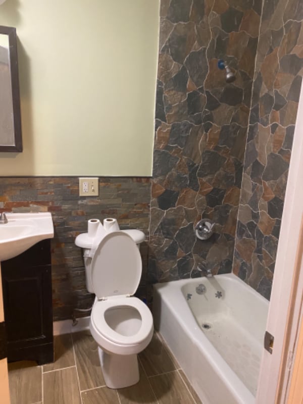 Photo - 14 N Spring St