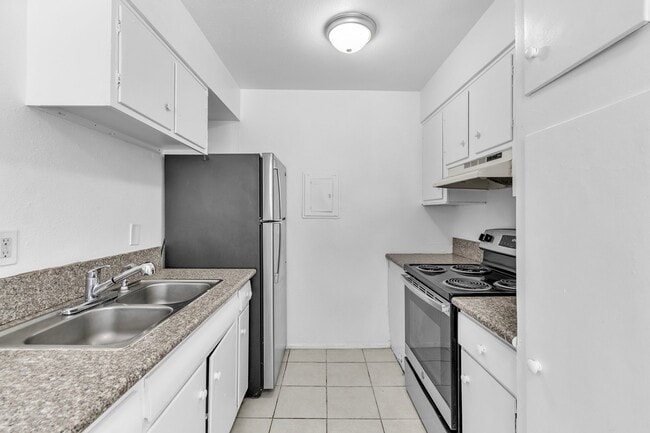 Photo - 2508 E Mesquite Ave Unit 3