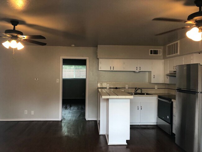 Photo - Close to DFW Airport Unidad 308/106