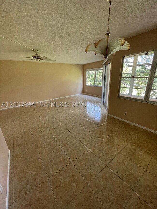 12800 SW 7th Ct Unit 304G