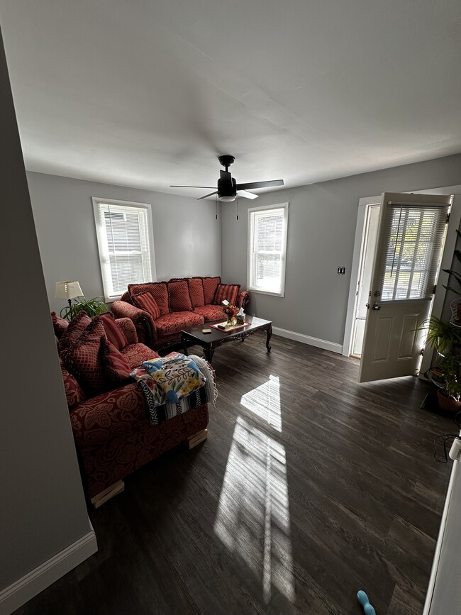 1951 Bushkill Dr