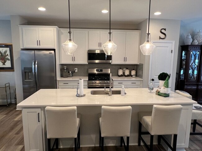 Photo - Modern Luxury Townhouse in Preston Lakes