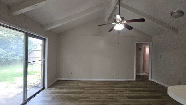 Photo - 934 Dellbrook Dr