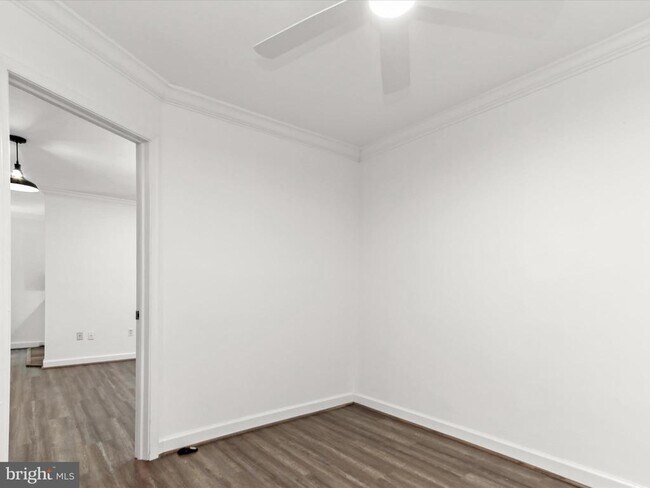 Photo - 2325 42nd St NW Unit 320