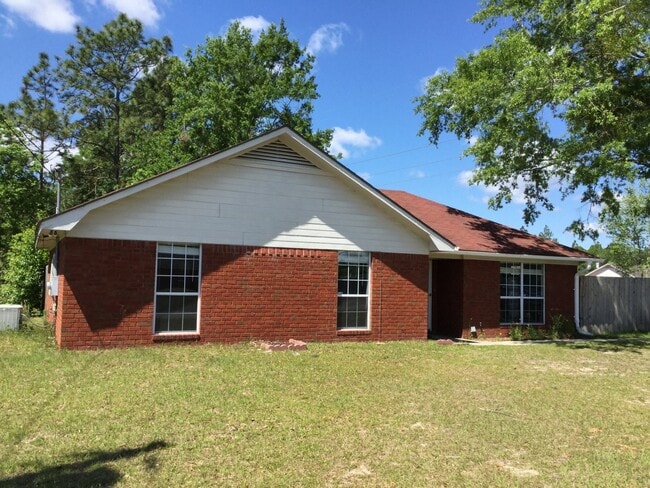 Building Photo - House for Rent