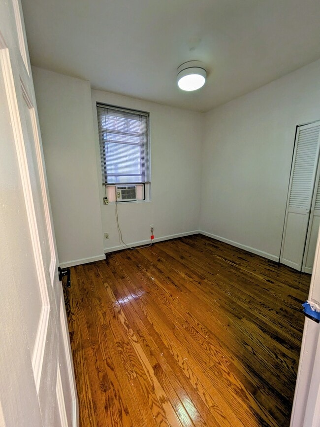 Photo - 21-16 35th St Unit 1B