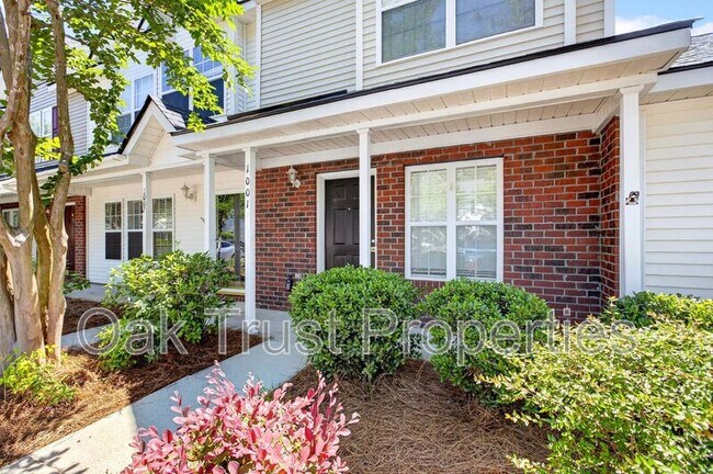 Photo - 1001 Elm Hall Cir