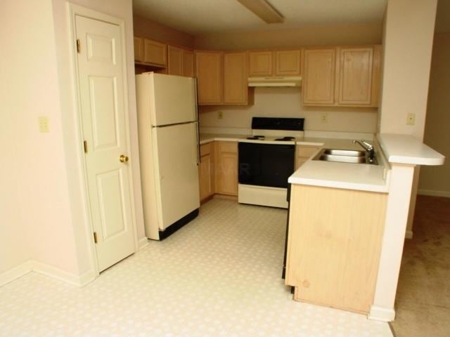 Photo - 6967 Manslick Rd