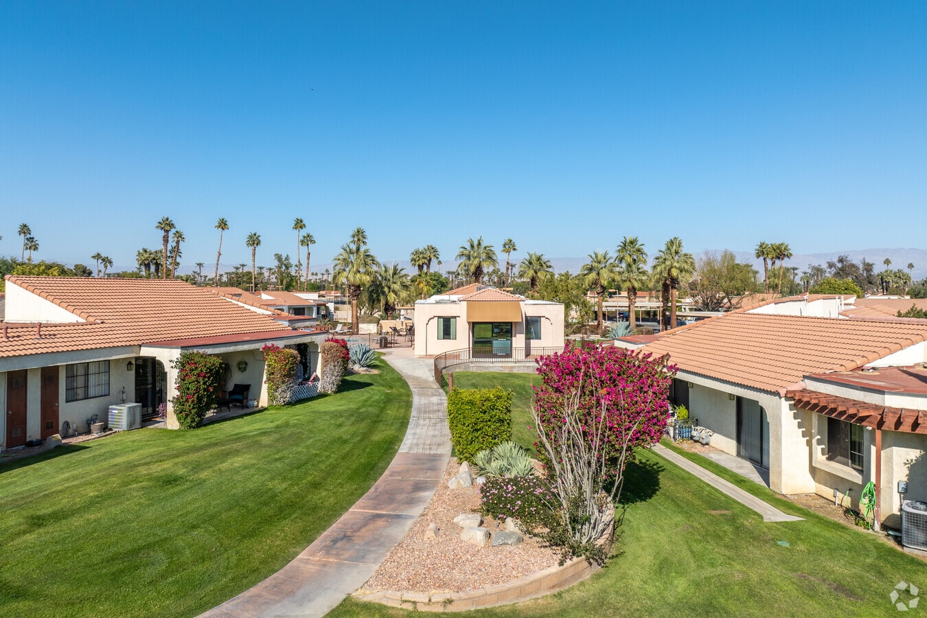 Photo - Parkview Villas
