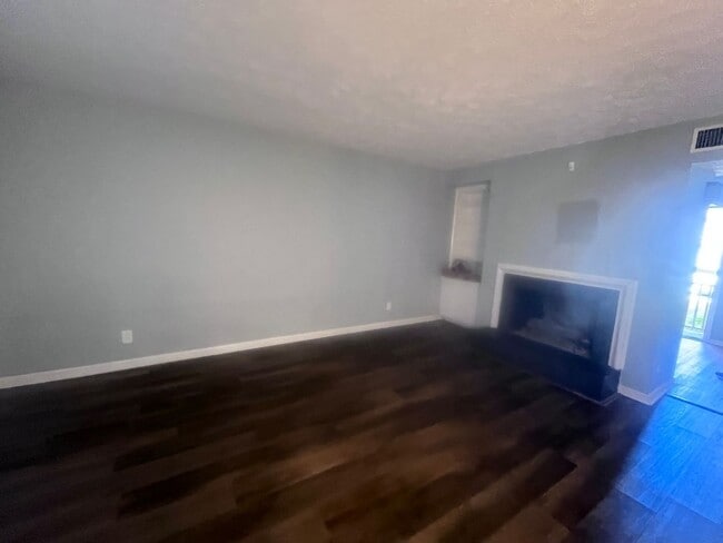 Photo - Great Location