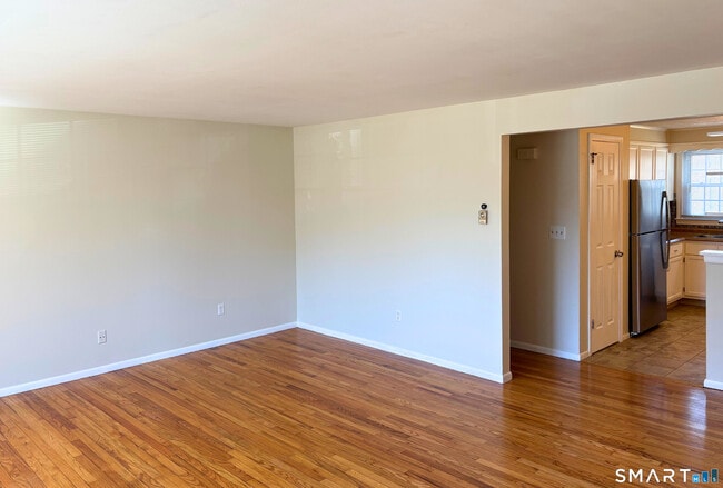 Photo - 262 Robin Ct Unit A