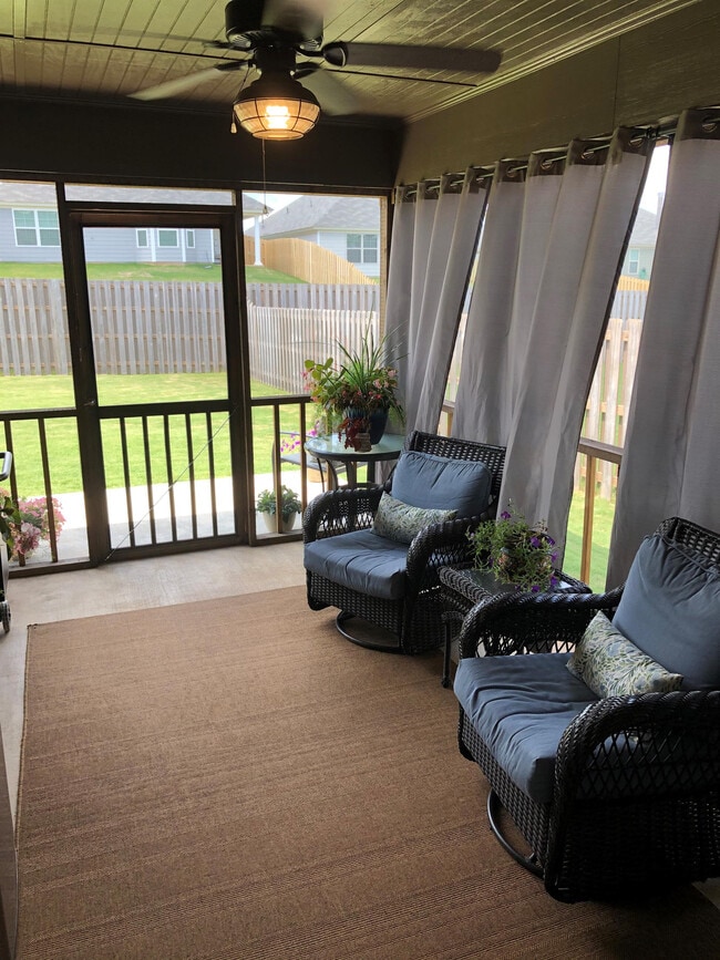 Photo - 9211 Cres Lodge Cir