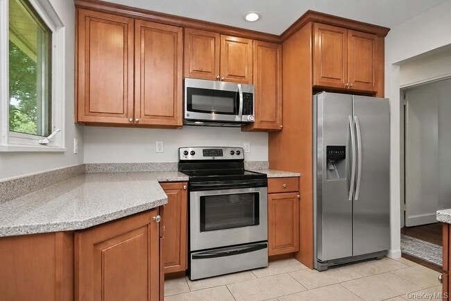 Photo - 7 Tudor Pl