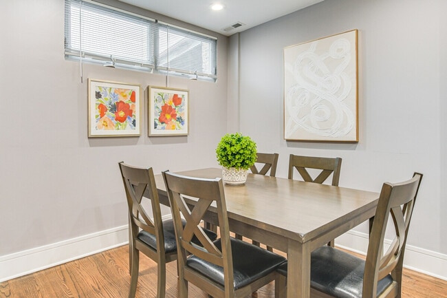 Photo - 2148 W Chicago Ave Unit ID1306858P