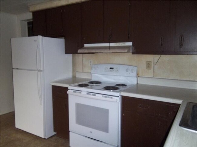 Kitchen - 219 Chestnut St Unit 219 A