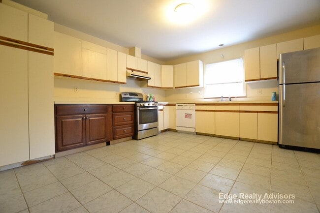 Photo - 47 Dighton St Unidad 1